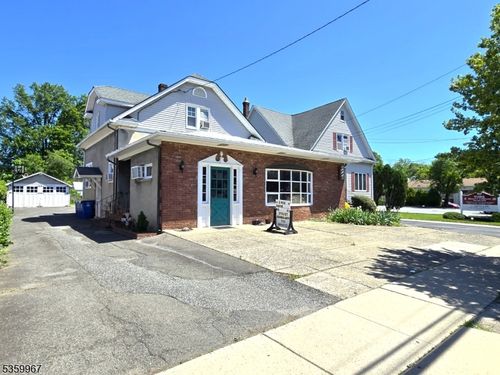 307 W Union Ave, Bound Brook, NJ, 08805-1349 | Card Image