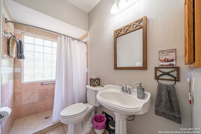 771 Hillje Rd, House other with 3 bedrooms, 2 bathrooms and null parking in Kingsbury TX | Image 19