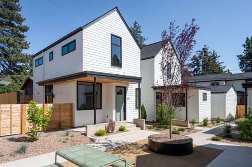 641 Ne Marshall Avenue, Bend, OR, 97701 | Card Image