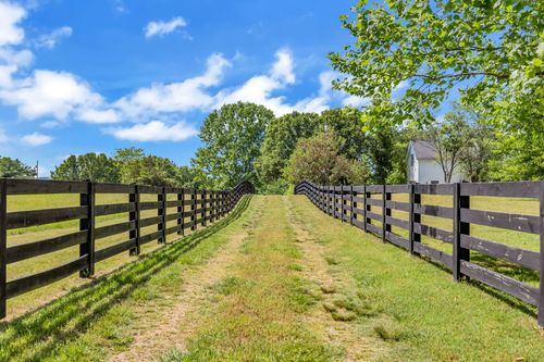 420 Rock Springs Rd, Castalian Springs, TN, 37031-4731 | Card Image