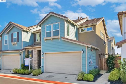168 E Calder Dr, Mountain House, CA, 95391-8342 | Card Image