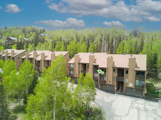 Outside View | Image 25