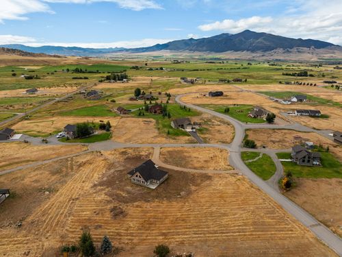 3 Hawks Ct, Sheridan, MT, 59749-9683 | Card Image