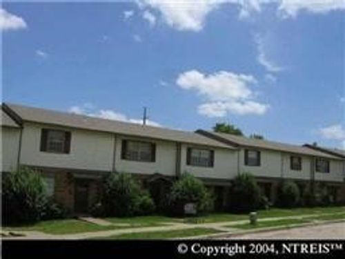 302 Candlewood Ln, Garland, TX, 75041-5407 | Card Image