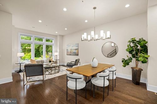 142 Winsome Cir, BETHESDA, MD, 20814-2163 | Card Image