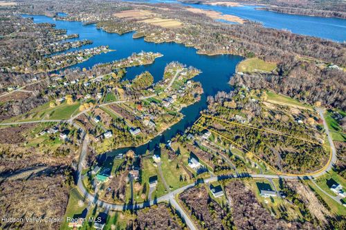 3153 Sleepy Hollow Rd, Athens, NY, 12015-2719 | Card Image