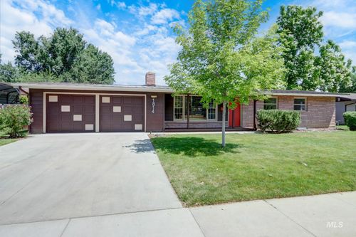 1814 W Suncrest Dr, Boise, ID, 83705-4445 | Card Image