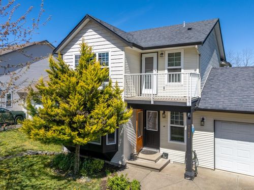 2782 Kendal Ave, Cumberland, BC, V0R1S0 | Card Image
