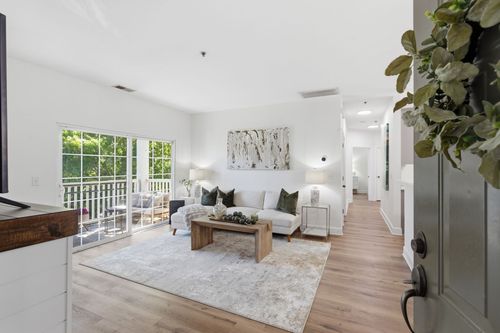 b9-7003 Lenox Village Dr, Nashville, TN, 37211-6589 | Card Image