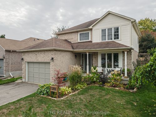 1213 Corsica Ave, Oshawa, ON, L1K2J8 | Card Image