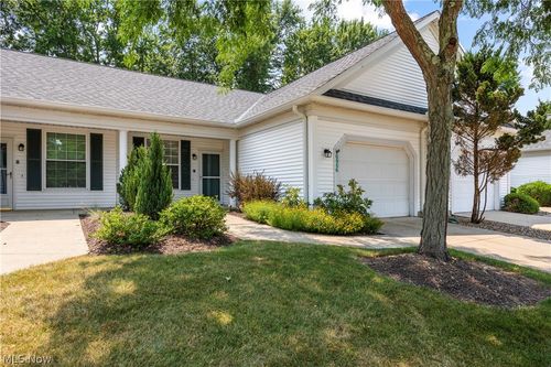 6956 Cottage Cir, North Ridgeville, OH, 44039-2921 | Card Image