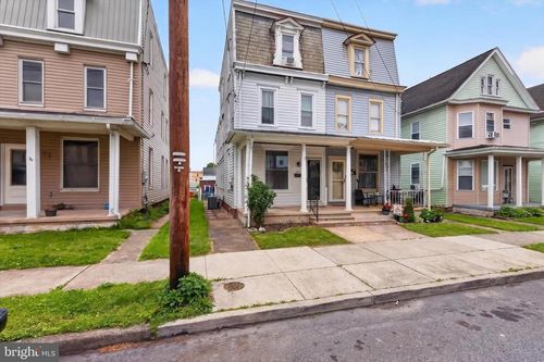 416 4th St, NEW CUMBERLAND, PA, 17070-1801 | Card Image