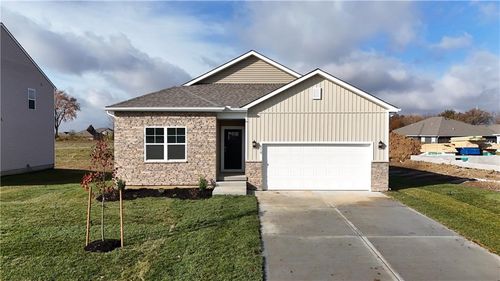 718 Fallen Leaf Drive, Belton, MO, 64012 | Card Image