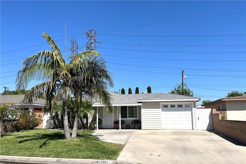 13708 Carfax Ave, Bellflower, CA, 90706-2711 | Card Image