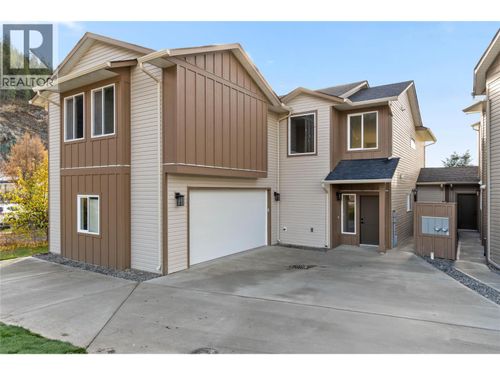 300 Brooke Dr, Chase, BC, V0E | Card Image