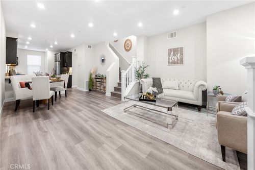 67 Plateau, Irvine, CA, 92618-1000 | Card Image