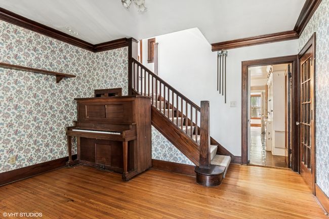 1005 Division St, House other with 6 bedrooms, 2 bathrooms and 2 parking in Lisle IL | Image 19