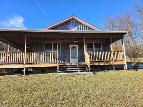 36091 Glove Dr, Glade Spring, VA, 24340-4645 | Card Image