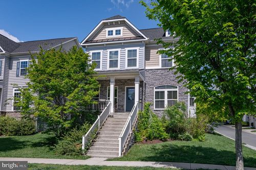 1423 Village Green Way, BRUNSWICK, MD, 21716-9736 | Card Image