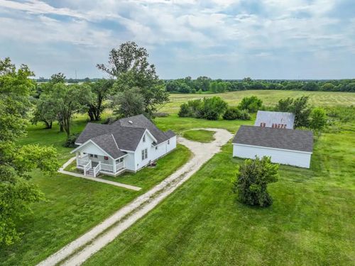 10657 Nw Butler Rd, Whitewater, KS, 67154-9118 | Card Image
