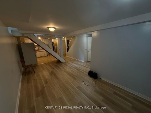 1510 Terracotta (Bsmt) Crescent, Pickering, ON, L1X2M8 | Card Image