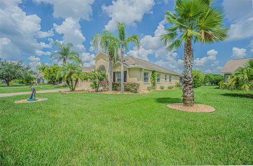 9524 Rolling Cir, San Antonio, FL, 33576-4653 | Card Image