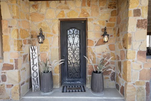 290 Barton Rd, Maypearl, TX, 76064-2071 | Card Image