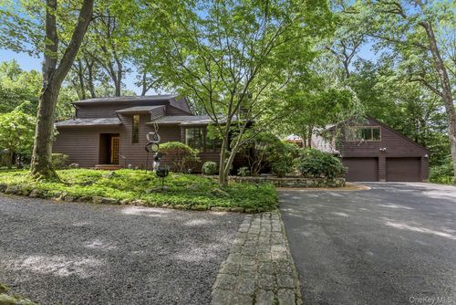 257 Kitchawan Rd, South Salem, NY, 10590-2017 | Card Image