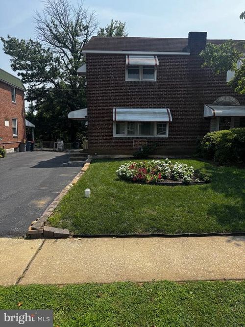 336 Holland St, CRUM LYNNE, PA, 19022-1108 | Card Image