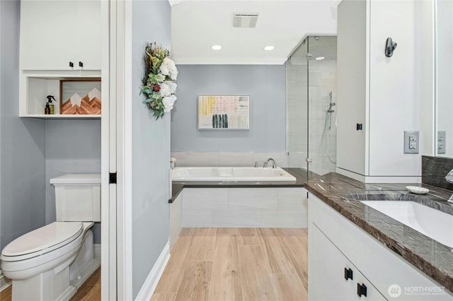 8150 Evergreen Ln, House other with 5 bedrooms, 4 bathrooms and 3 parking in Mercer Island WA | Image 20