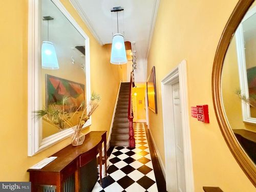 3f-2114 Pine St, PHILADELPHIA, PA, 19103-2572 | Card Image