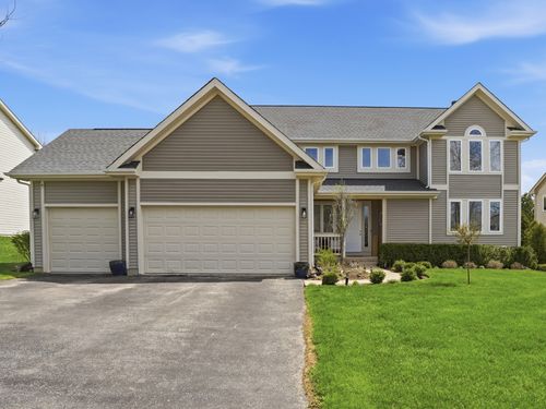 34460 N Eastings Way, Gurnee, IL, 60031-4286 | Card Image