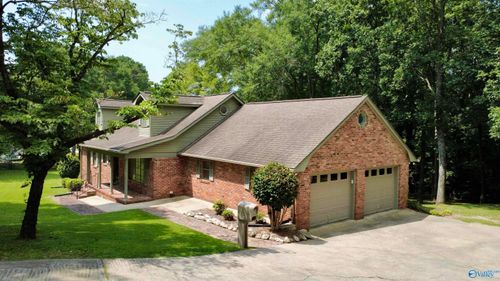 424 Shamrock Ln, Piedmont, AL, 36272-7238 | Card Image