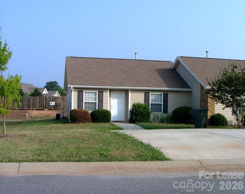 122 Springwood Ln, Mooresville, NC, 28117-9301 | Card Image