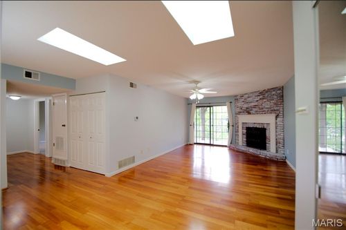 apt-309-1440 Heritage Lndg, Saint Charles, MO, 63303-8472 | Card Image