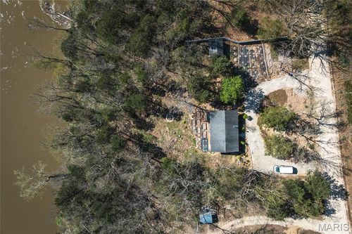 2581 River Rd, Mount Sterling, MO, 65062-1001 | Card Image