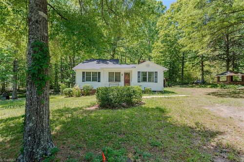 736 Boone Road, Burlington, NC, 27217 | Card Image