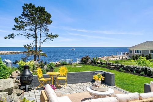 165 Granite St, Rockport, MA, 01966-1356 | Card Image