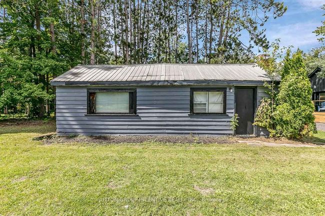 7216 County Rd 13, House other with 2 bedrooms, 1 bathrooms and 15 parking in Lisle ON | Image 45