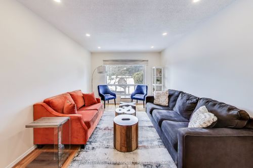 52-2020 S Millway, Mississauga, ON, L5L1K2 | Card Image