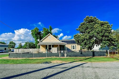 2414 Louisiana Ave, Lutcher, LA, 70071-5411 | Card Image