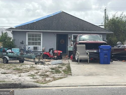 233 16th Street Sw, Vero Beach, FL, 32962 | Card Image