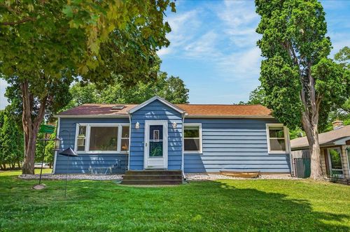 302 Glen Hwy, Madison, WI, 53705-2624 | Card Image