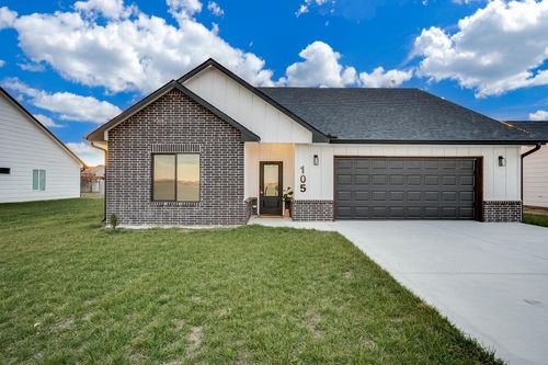 105 Oxford Ave, Bentley, KS, 67016 | Card Image