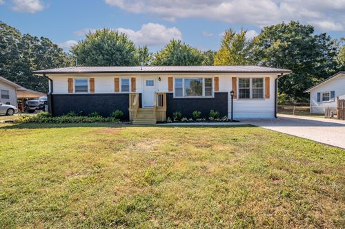 530 N Main St, Loretto, TN, 38469-2351 | Card Image