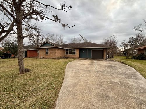 104 Mimosa St, Lake Jackson, TX, 77566-5665 | Card Image