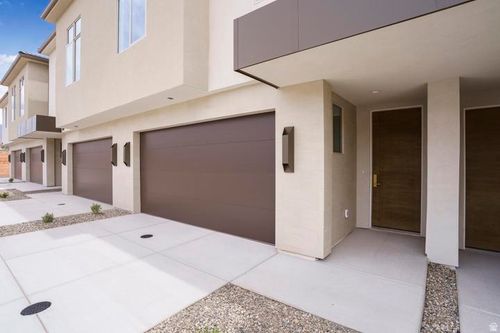 990 N Manen St, Washington, UT, 84780-3900 | Card Image