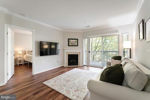 apt-217-12913 Alton Sq, HERNDON, VA, 20170-5887 | Card Image