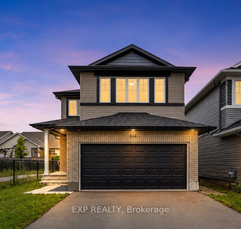 Residential in Stittsville - Munster - Richmond
