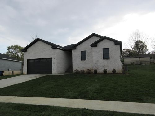 206 Jett Dr, Winchester, KY, 40391-1194 | Card Image